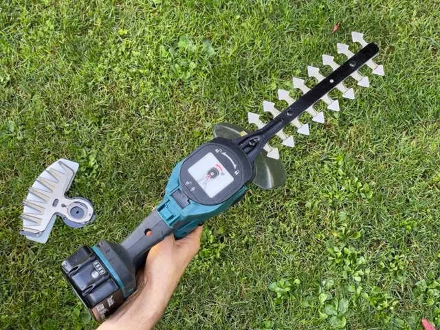 Heckenschere mit Akku von Makita